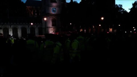 Yesterday in Parliament Square, police kettle