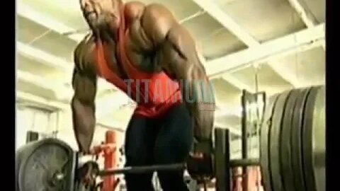 Ronnie Coleman treinando levantamento terra e remada curvada, Light Weight Baby!