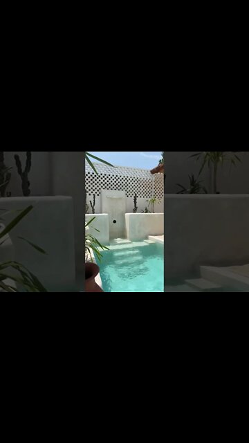 Inside a famous and Instagrammable villa in Bali! 🌴 #shorts #architecture #bali #tropicalhouse