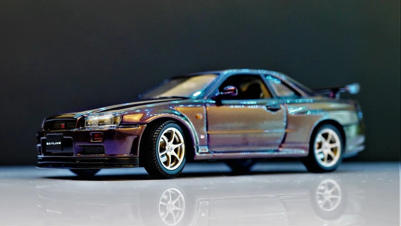 Nissan Skyline R34 GT-R - AUTOart 1/43