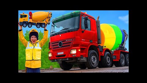 The Kids Play with Colorful Concrete Mixer 🚂🛵🛺