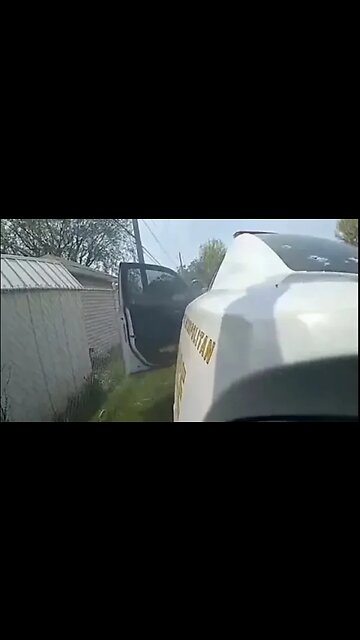 Officer Gets Injured By Suspect!