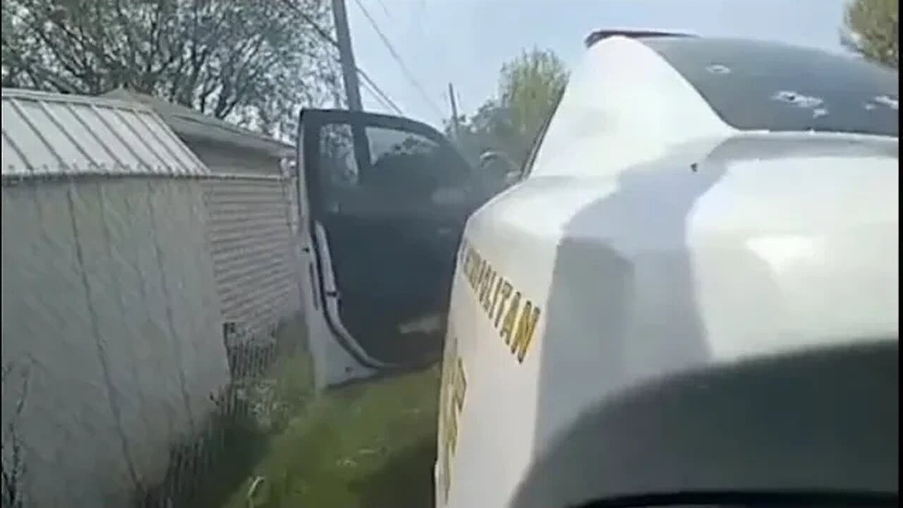 Officer Gets Injured By Suspect!