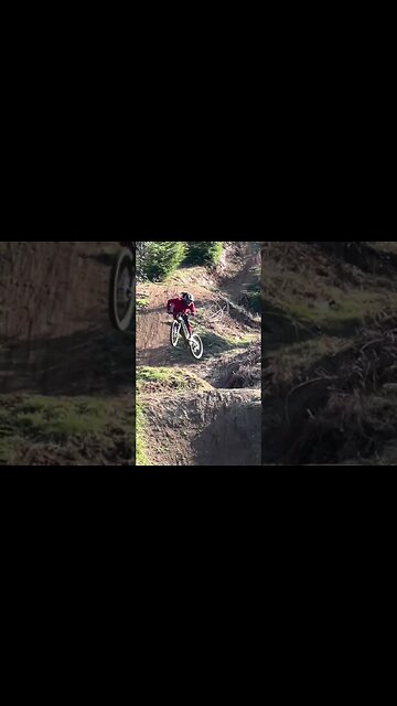 Logging some air miles on the #ibis Oso #emtb during our 2023 Shootout #theloamwolf #shorts