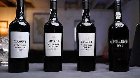 What does aged VINTAGE PORT wine taste like???