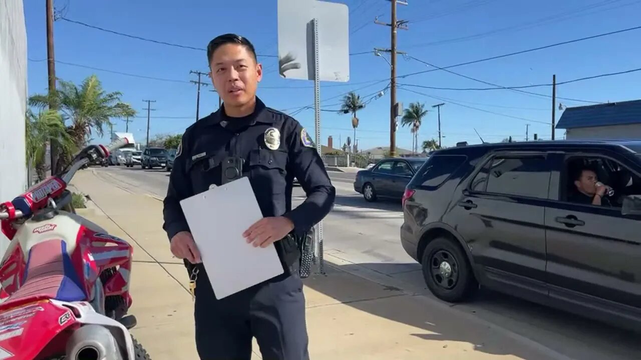 Takes 11 Gardena Officers To Arrest 2 Men On A Motorcycle 🤦‍♀️