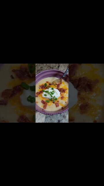 Loaded mashed potatoes | @thegrillindaddy on IG 🇺🇸🥓🥔 #shorts