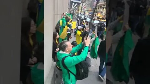 Nova Yorque tá bombando.