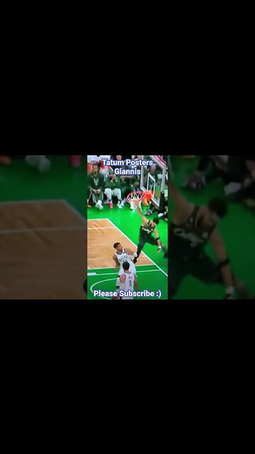 Jayson Tatum posters Giannis with a dizzying dunk #jaysontatum #giannisantetokounmpo #dunk