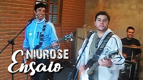 Niurose | Ensaio (2011)