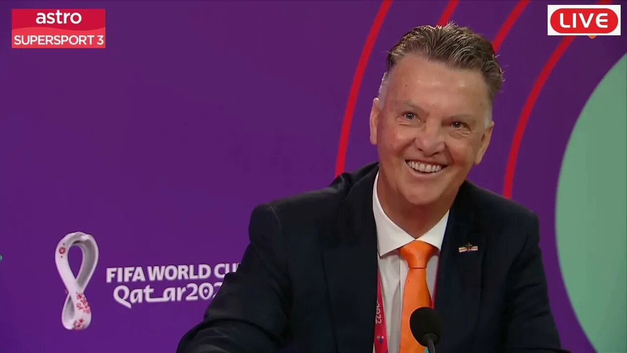 Louis van Gaal: 'Met het inbrengen van Memphis verwachtte ik een doelpunt'