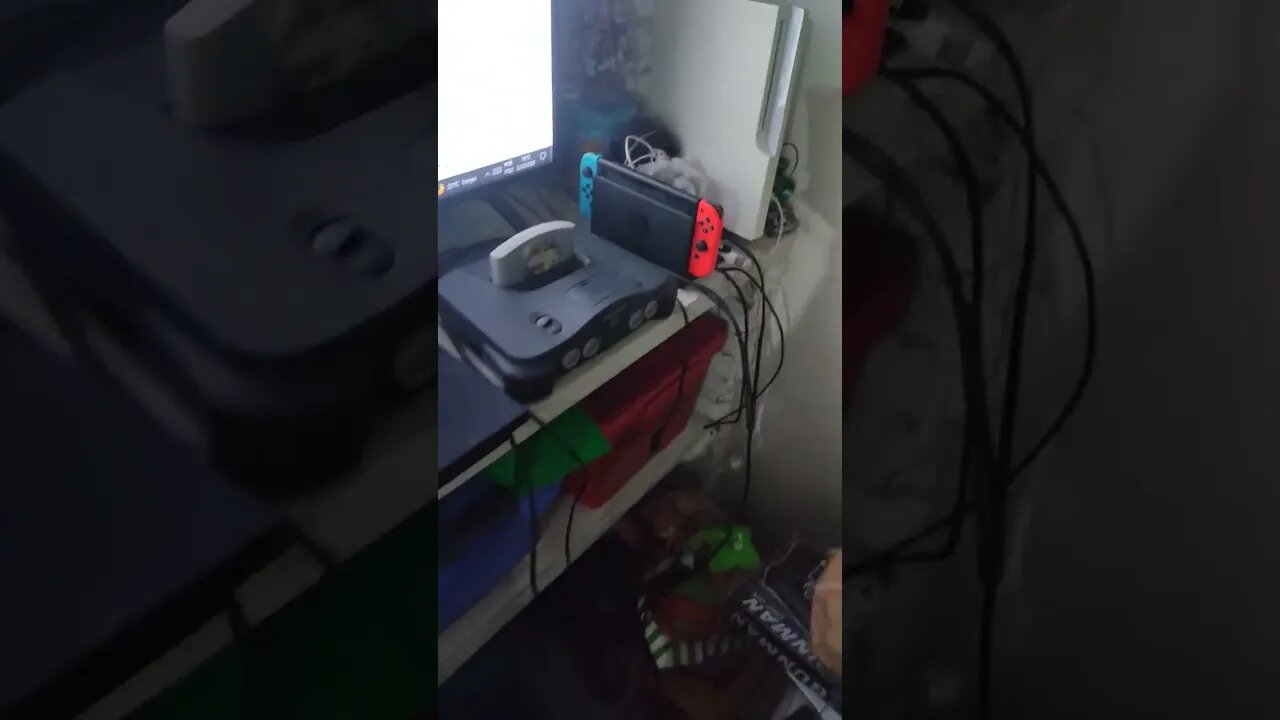 sala gamer ideal ( pq é a minha onde eu jogo kkkk)