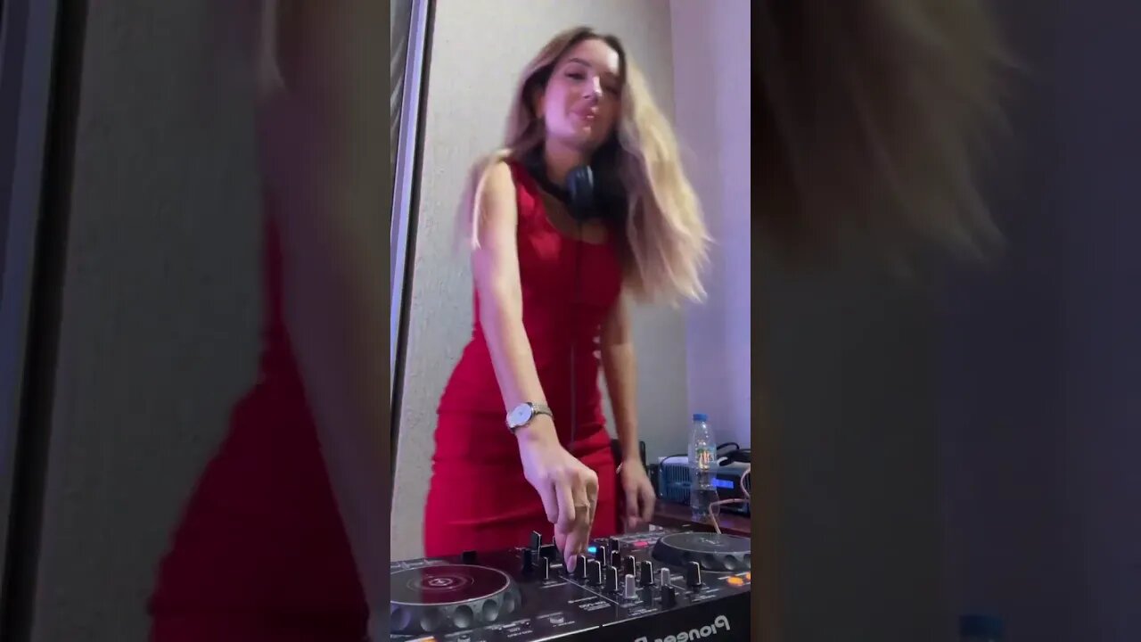 DJ Liana live | Big Beat Boutique - Agency Dubai