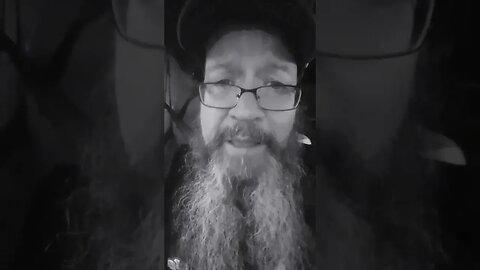 nervous tik motion to the head to the livestream #stevecutlerlive