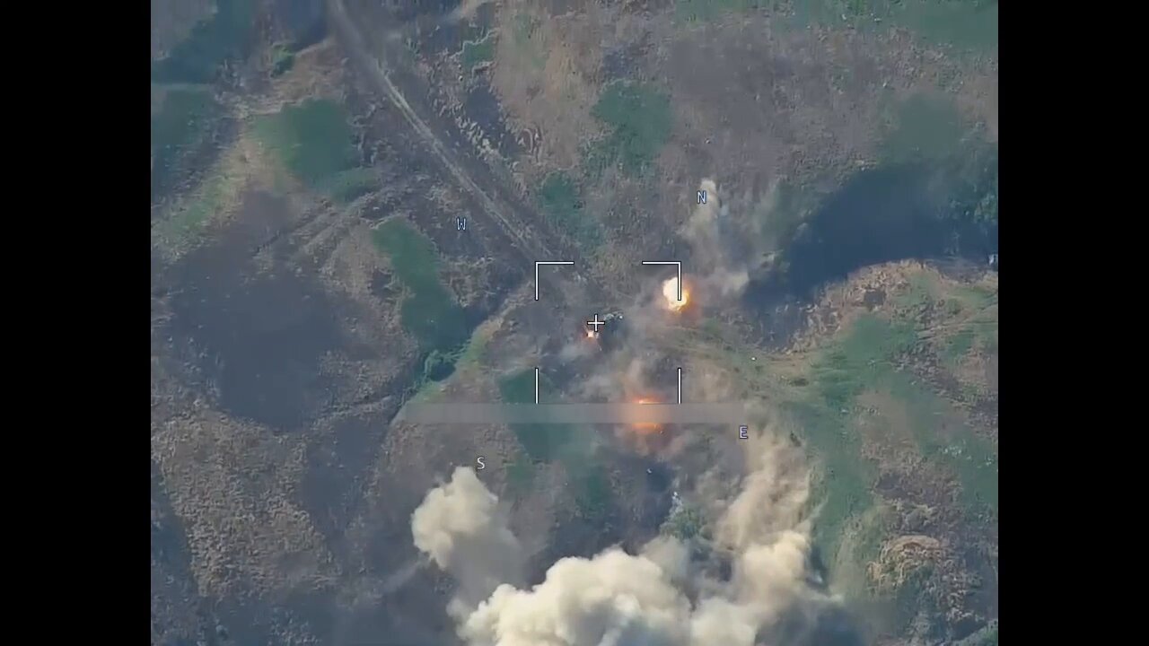 Ukrainian 2S7 "Pion" artillery destroyed by Russian counter-artillery near Artemovsk