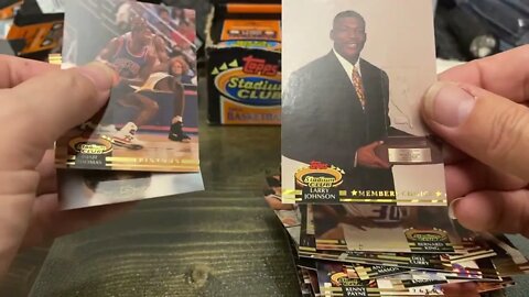 1992-93 Topps Stadium Club basketball series one break