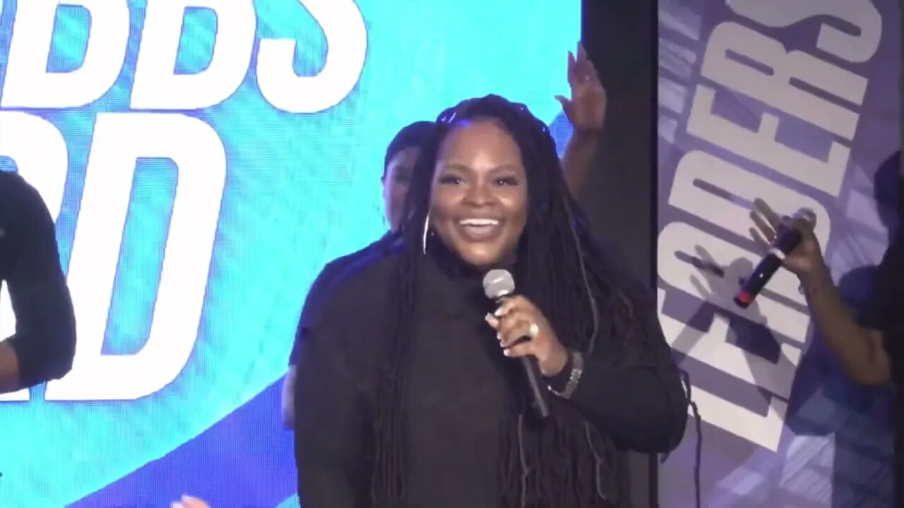 Tasha Cobbs Praise Break 2022