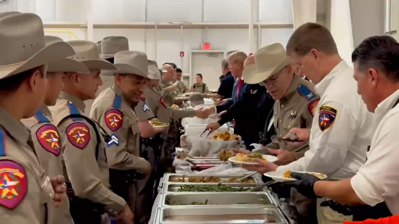 President Trump Serves Thanksgiving Dinner to Border Patrol Agents in Texas