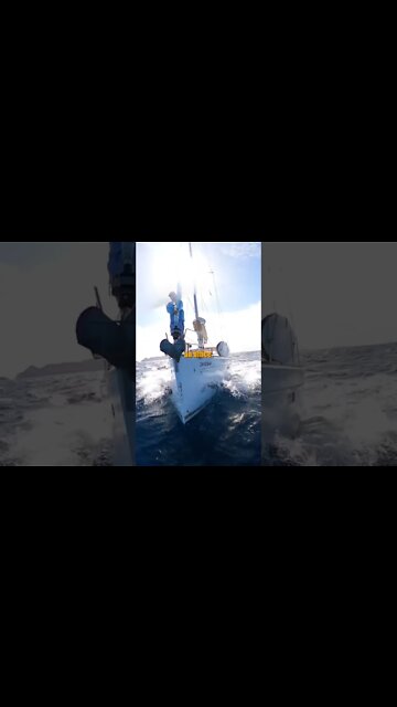 Rough seas, sailing in Mexico