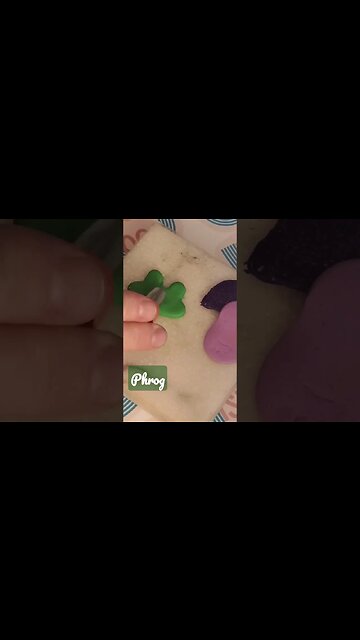 POLYMER CLAY FROG MUSHROOM PIN #polymerclay #frogs #polymerclayartist