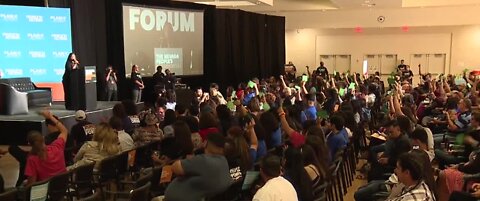 Democratic candidates make their cases at presidential forum in east Las Vegas