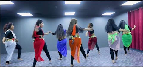 Beautiful super girls dance