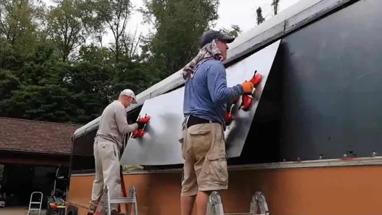BEAUTIFUL TINY HOME Bus Conversion TIME LAPSE Start to Finish ~~~ 5