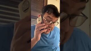 Fazendo uma ligação para o Bolsonaro
