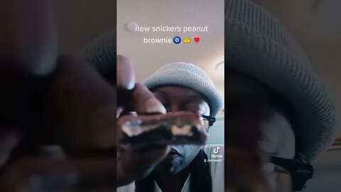 trying the new snickers peanut brownie🧿👑💗