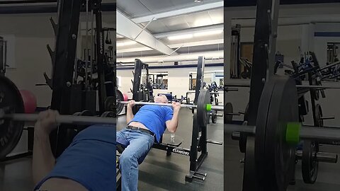 225lbs Incline Bench for reps, Crazy 🤪 old man