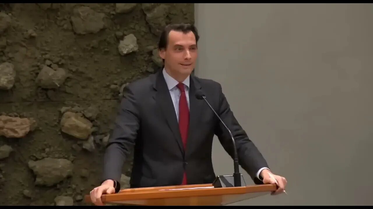 Baudet zet VVD'er KLEM! 'Niet Rusland maar Amerika is de agressor!'