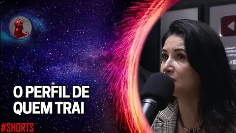 “TÁ ACONTECENDO ALGUMA COISA ERRADA” com Patricia Karany (Detetive) | Planeta Podcast #shorts