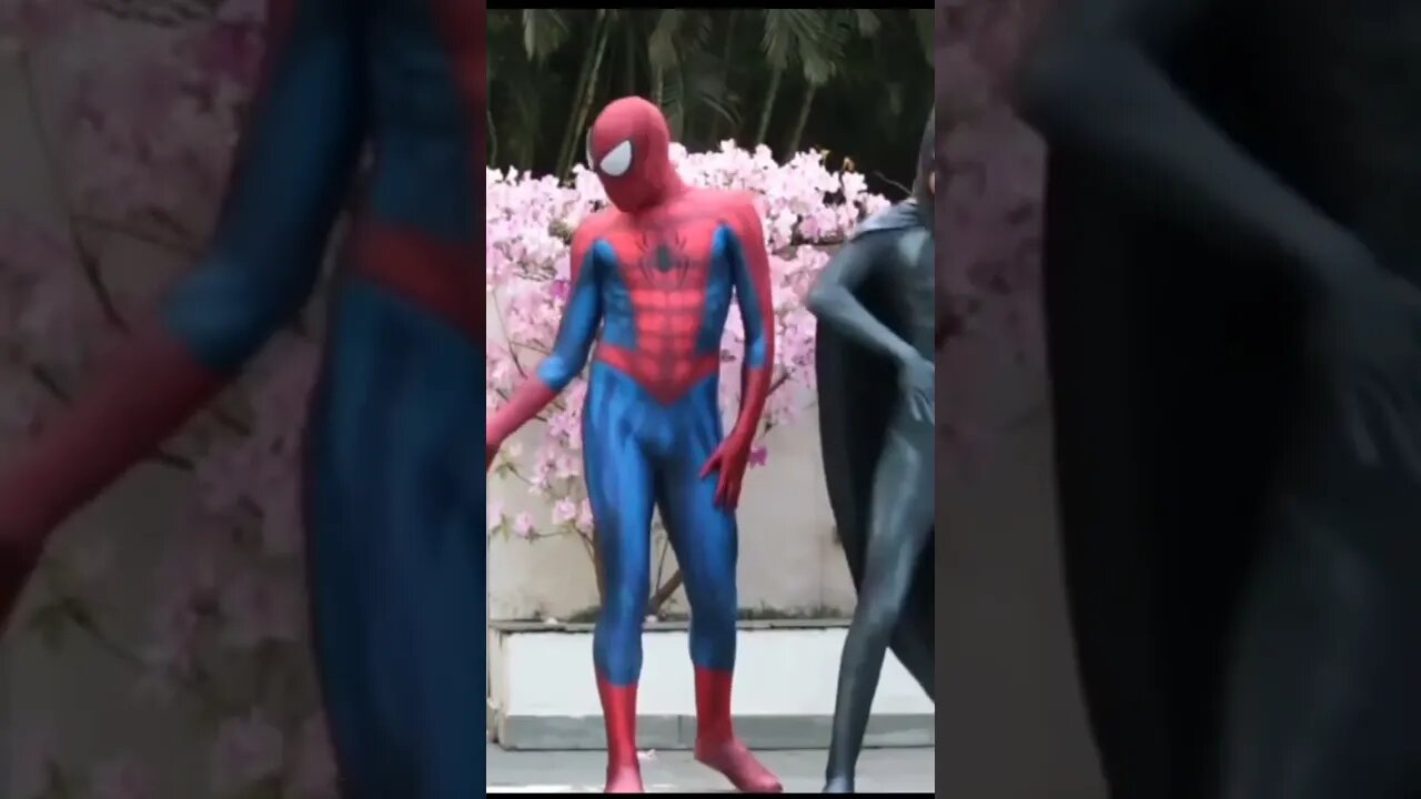 DANÇANDO HOMEM-ARANHA, BATMAN E CAPITÃO AMÉRICA NA LIGA DA ALEGRIA, LIKE