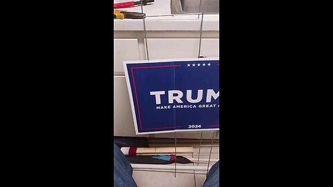 Fix the Trump sign