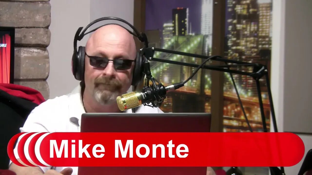 Pro Wrestling Superstar Metal Maniac Joins LI#1 Pro Wrestling Broadcast with a surprise