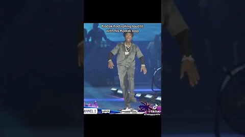Kodak Black does his "Kodak Bop"🕺#rollingloud