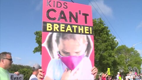 Palm Beach County parents expected to flood school board meeting over mask debate