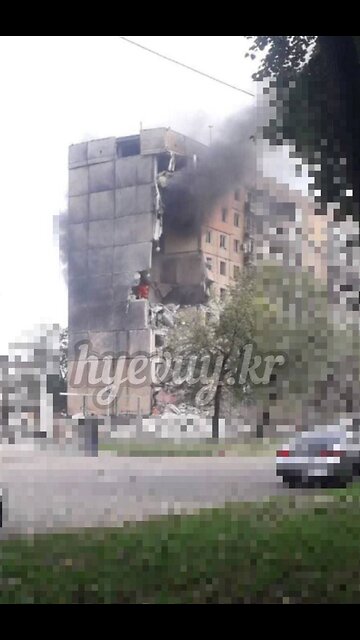 Residential building was hit in Krivy Rih. Ukraine.