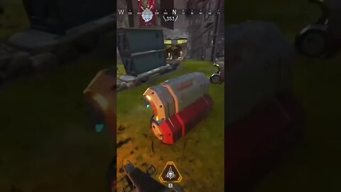 Aggro plays #apexlegends #apexlegendsclips #gaming #twitchstreamer