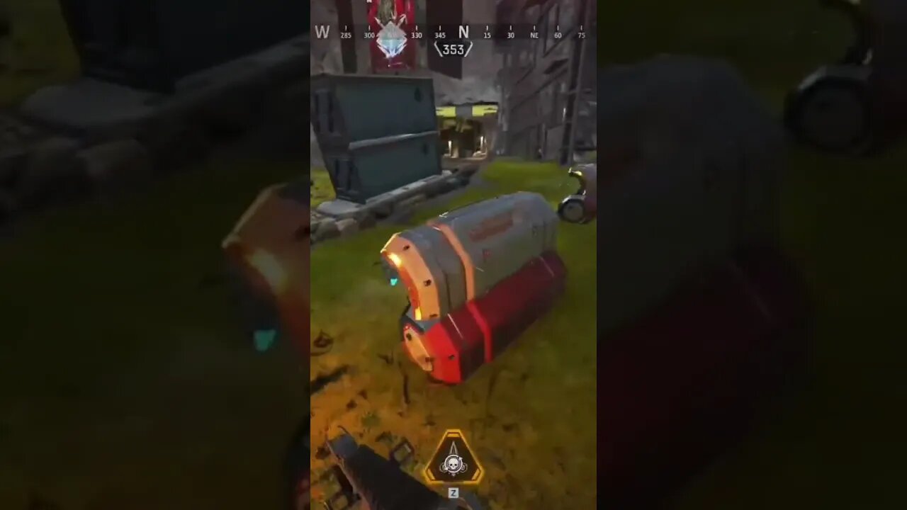 Aggro plays #apexlegends #apexlegendsclips #gaming #twitchstreamer