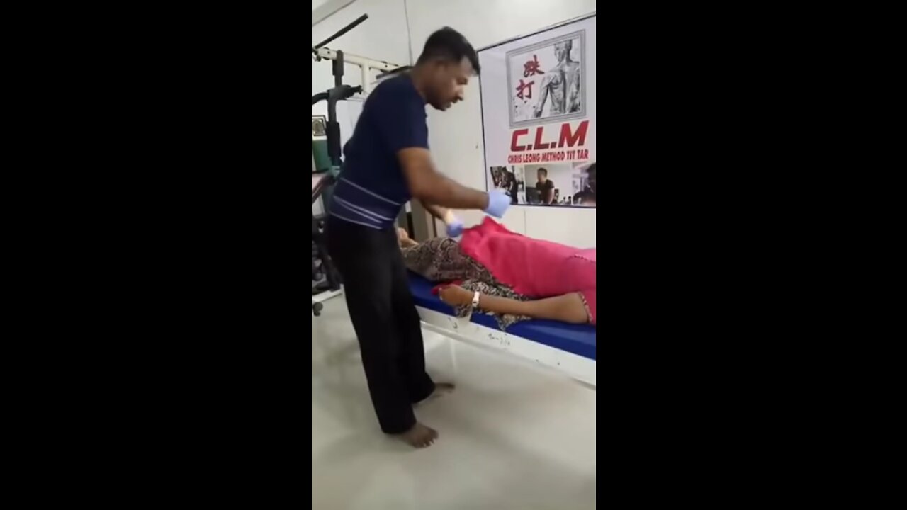 Female full Body Chiropractic Adjustment by Vijay Rathor in Apex Physiotherapy Center India