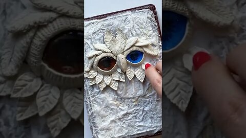 A simple idea to decorate a notebook