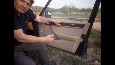 Mercedes Benz W124 - Cómo cambiar / desmontar el revestimiento de las puertas