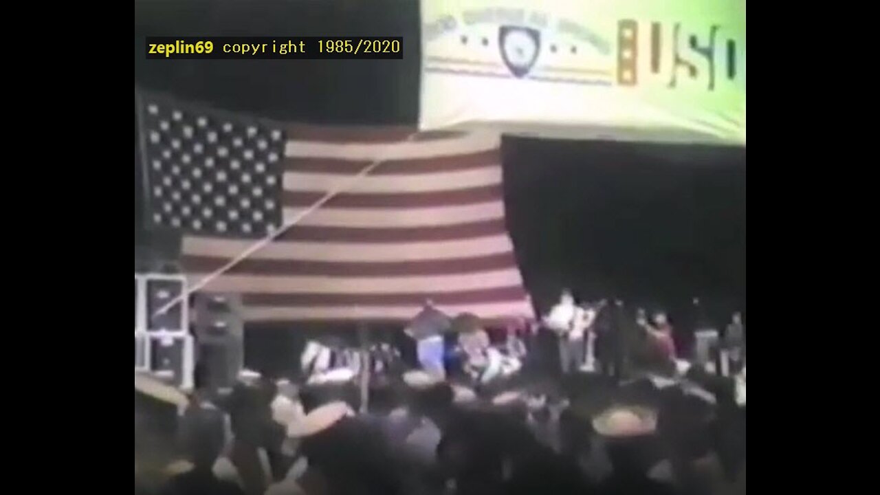 USS SARATOGA Thanksgiving USO show.