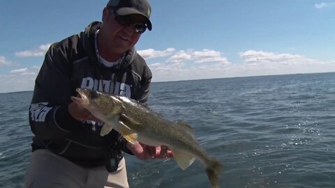 MidWest Outdoors TV Show #1734 - Tip of the Week with Tony Roach.