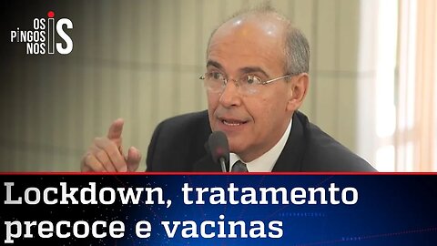 Presidente do Conselho Federal de Medicina critica lockdown e fala sobre tratamentos contra o vírus