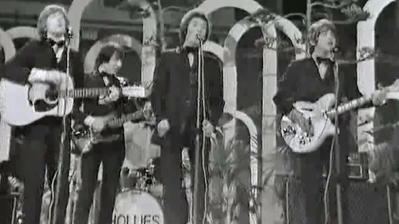 The Hollies - Carrie Anne - Live - 1968 - Croatia - 720p