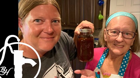 MAKING ROUX - the base for many Cajun dishes