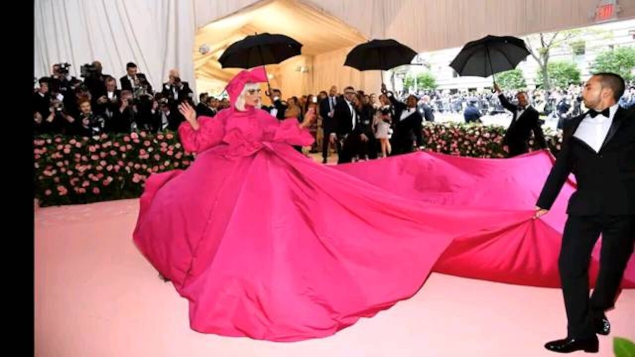 A rumoured Met Gala seating chart hit social media and Twitter has thoughts.