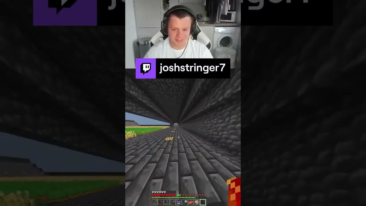 Ouch 😱😂#5tringer #minecraft #minecraftpocketedition #twitch #shorts